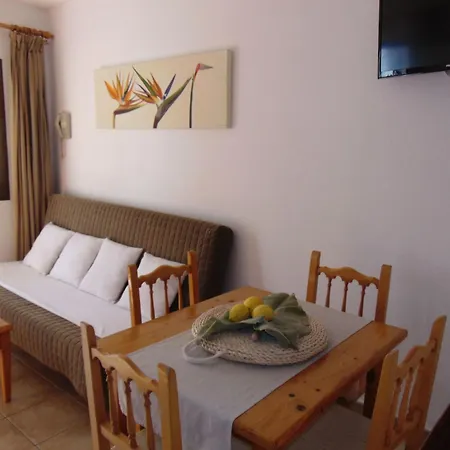 Apartment Mit Grossem Gemeinschaftspool By Interhome Santa Eularia des Riu