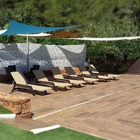 Mit Grossem Gemeinschaftspool By Interhome Santa Eularia des Riu