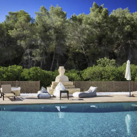 Mit Grossem Gemeinschaftspool By Interhome Apartment